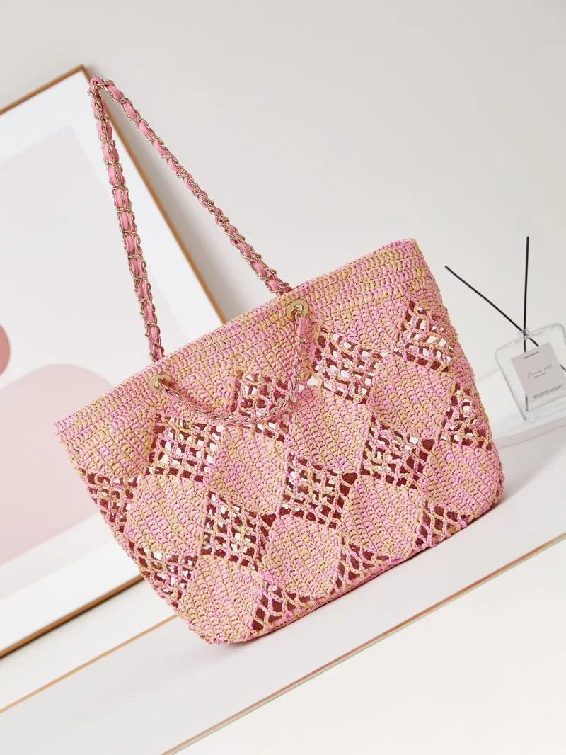 FashionForward Chanel Shopping Bags 54741