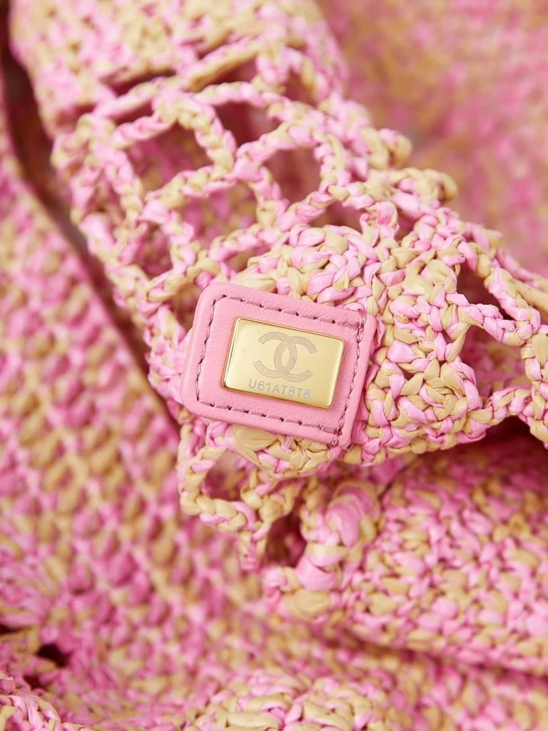FashionForward Chanel Shopping Bags 54741
