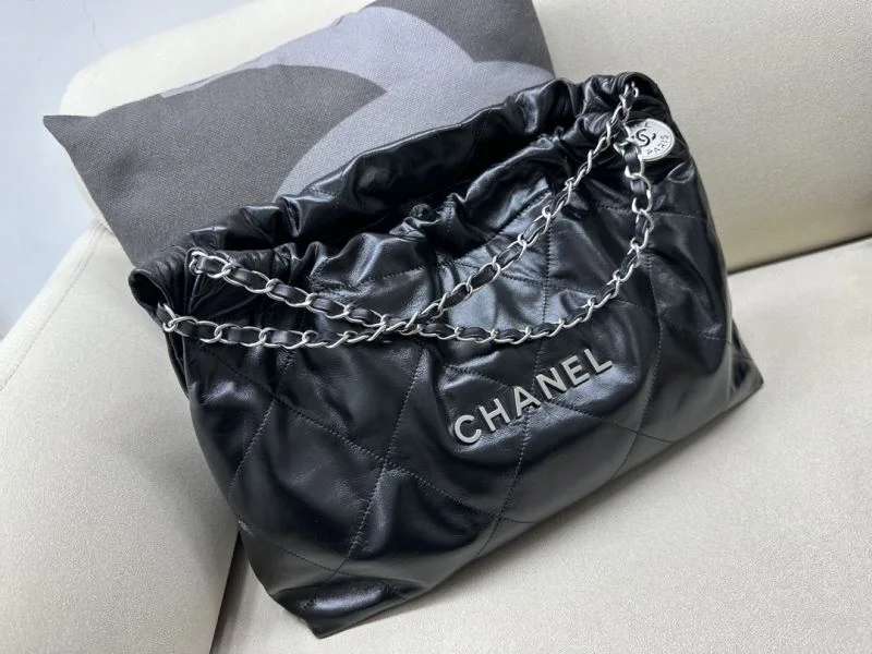 WellDesigned Chanel Shopping Bags 54719