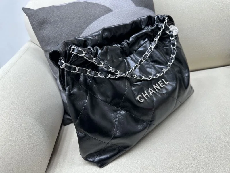 WellDesigned Chanel Shopping Bags 54719