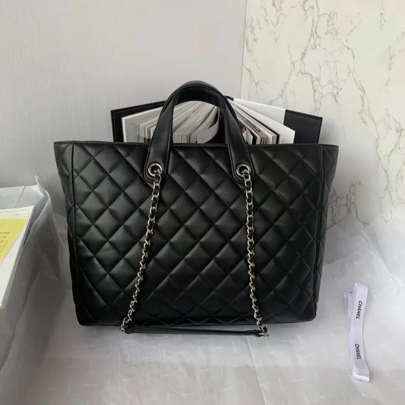 Versatile Chanel Shopping Bags 54718