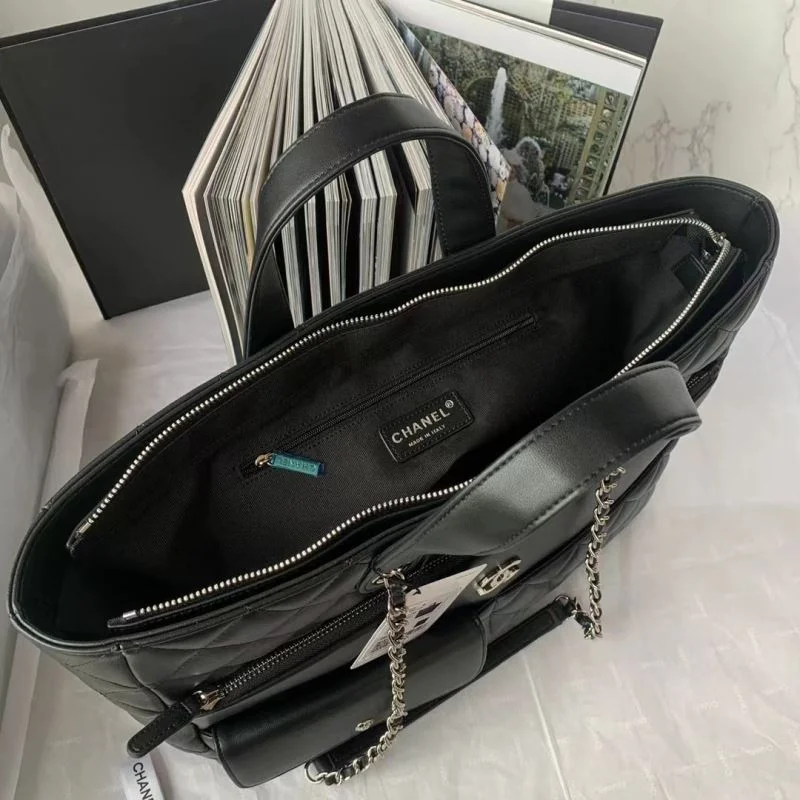 Versatile Chanel Shopping Bags 54718
