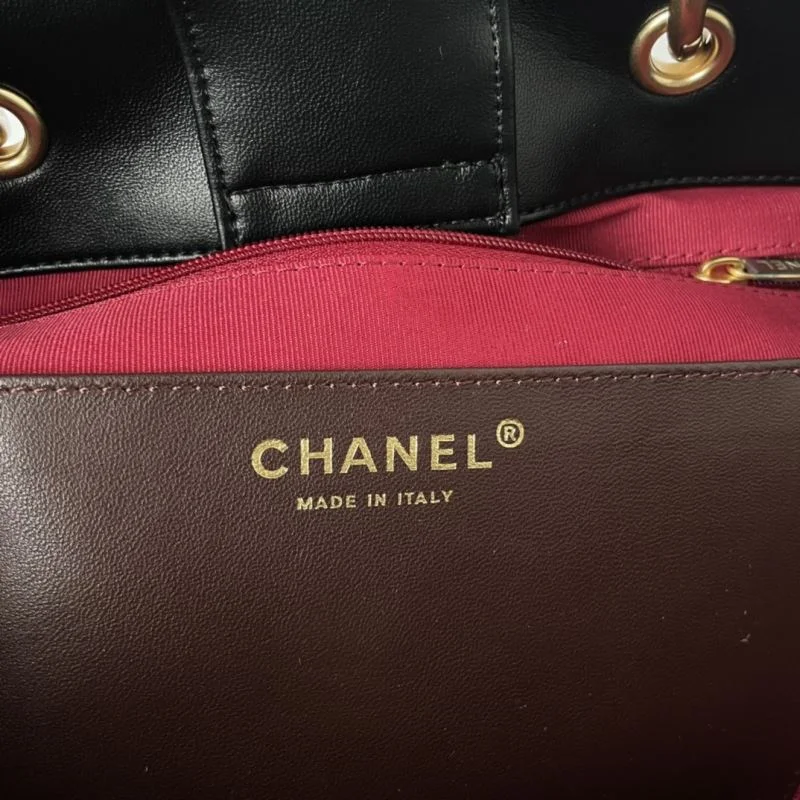 Neat Chanel Shopping Bags 54714