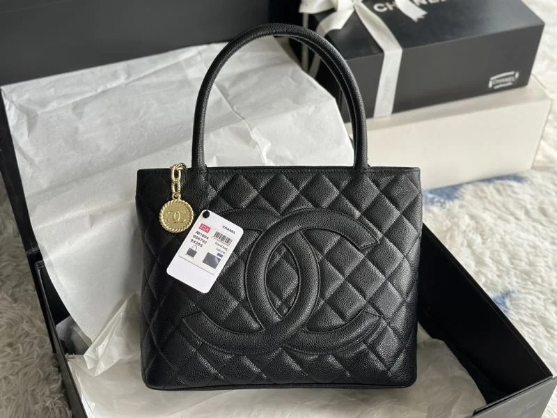 Chanel Shopping Bags Casual 54700