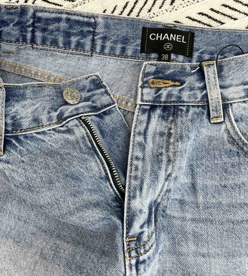 DailyWear Chanel Short Pants 109353