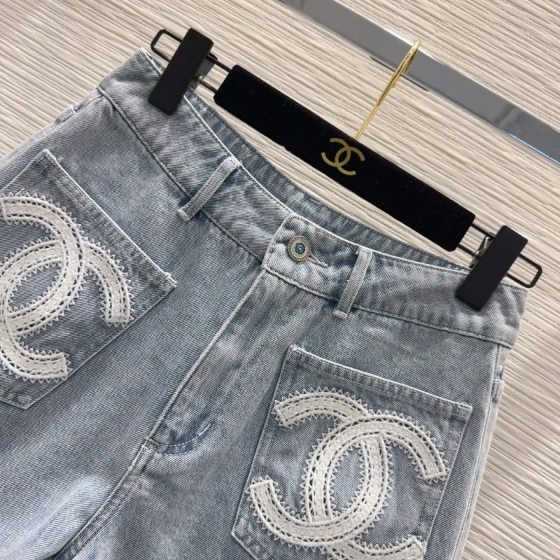Chanel Short Pants Durable 108783