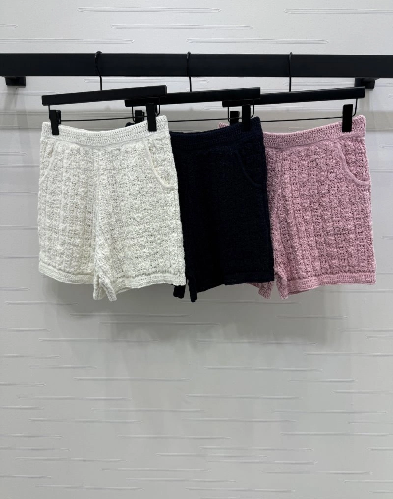 Chanel Short Pants Breathable 108782