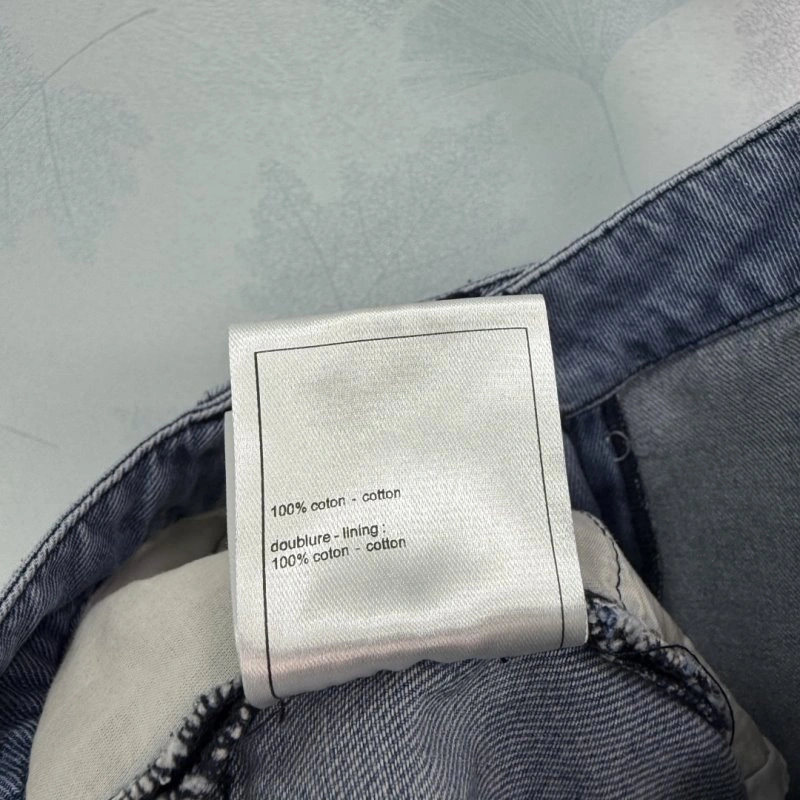 Chanel Short Pants Minimalist 108785