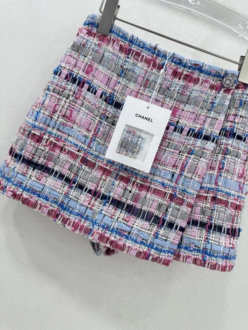 Durable Chanel Short Pants 108775