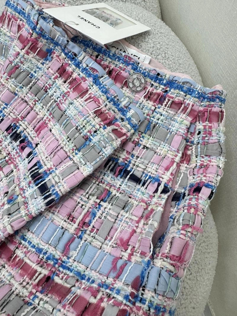 Durable Chanel Short Pants 108775