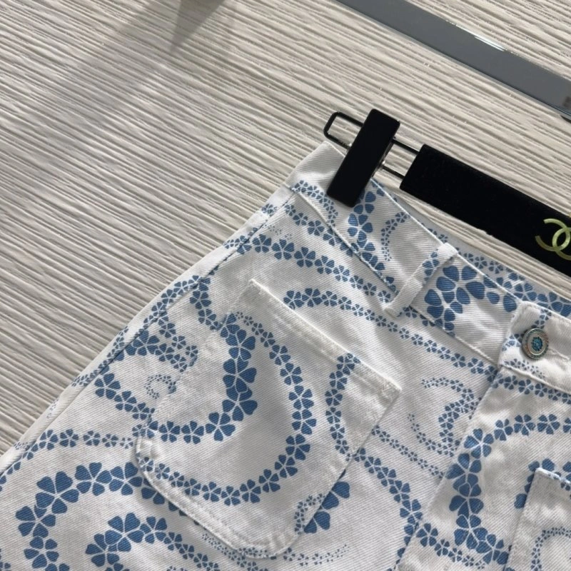 Chanel Short Pants Fashionable 108757