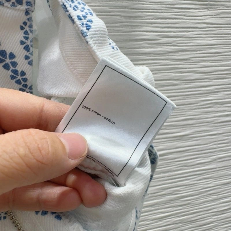 Chanel Short Pants Fashionable 108757