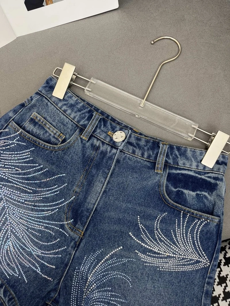 Chanel Short Pants Sleek 108763
