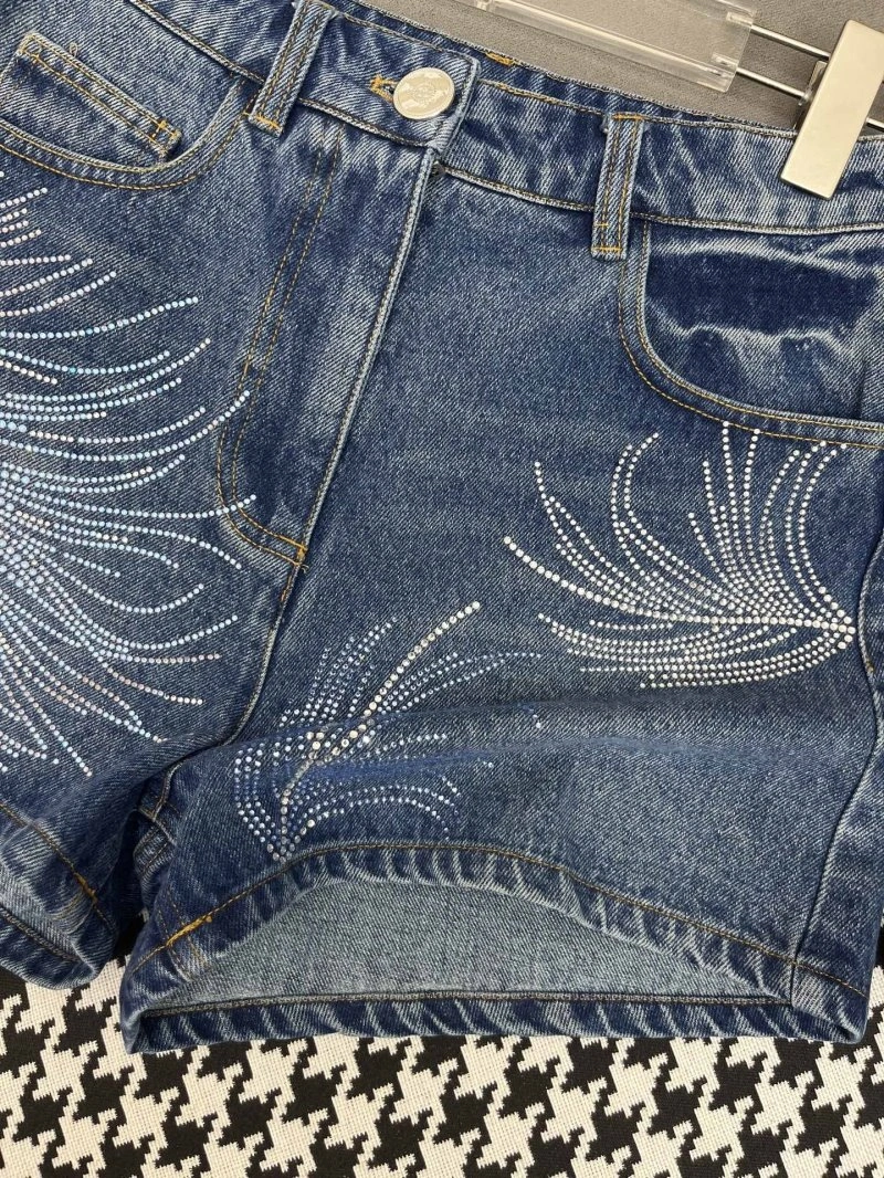Chanel Short Pants Sleek 108763
