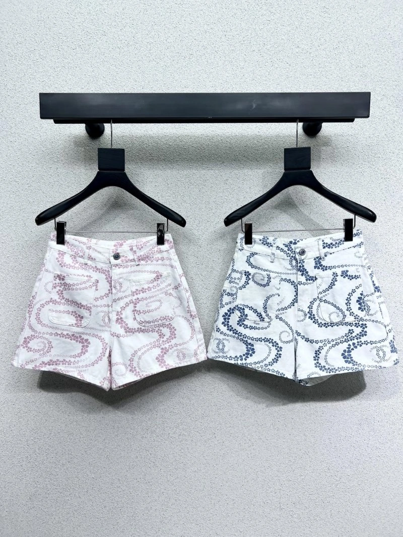 Chanel Short Pants Bright 108770