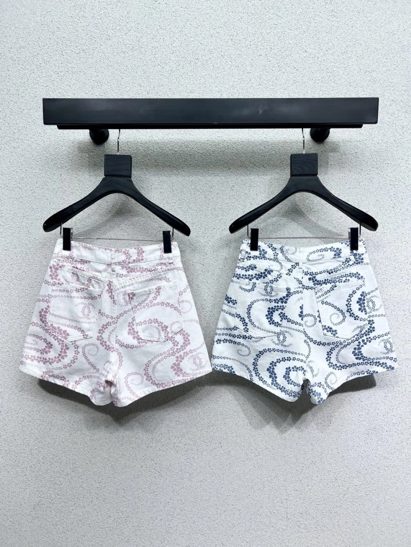 Chanel Short Pants Bright 108770