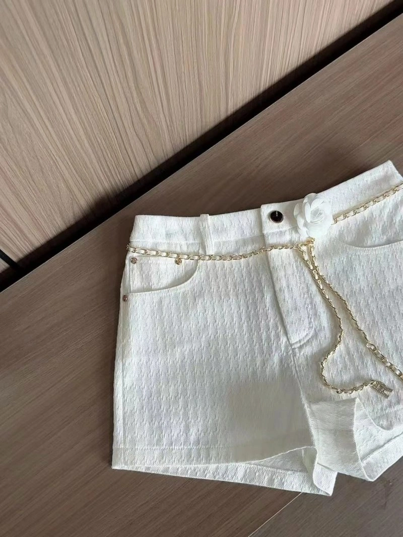 Cozy Chanel Short Pants 108766