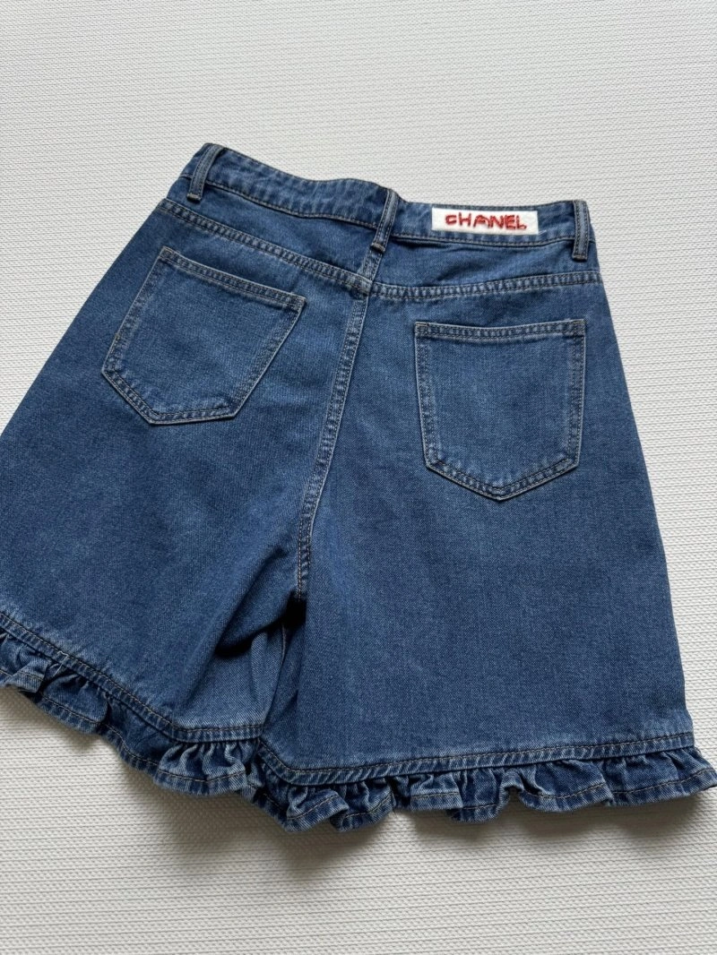TechFriendly Chanel Short Pants 108752