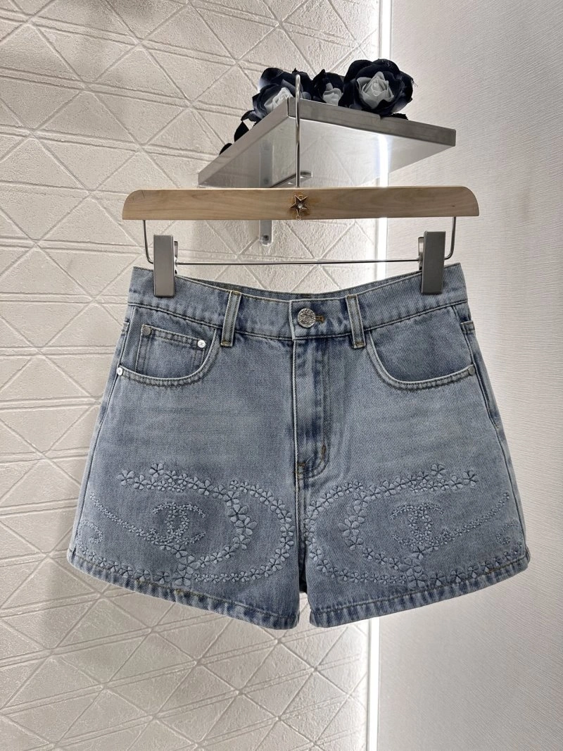 EasyMatch Chanel Short Pants 108777