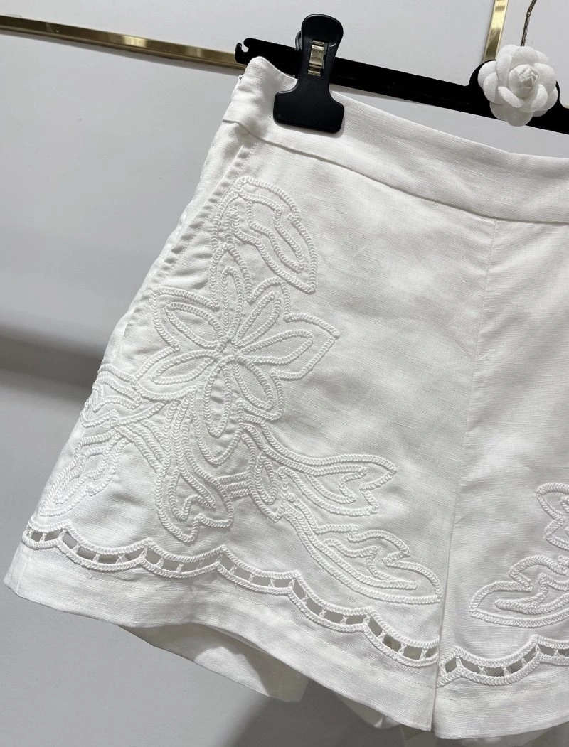 Chanel Short Pants Bright 110425