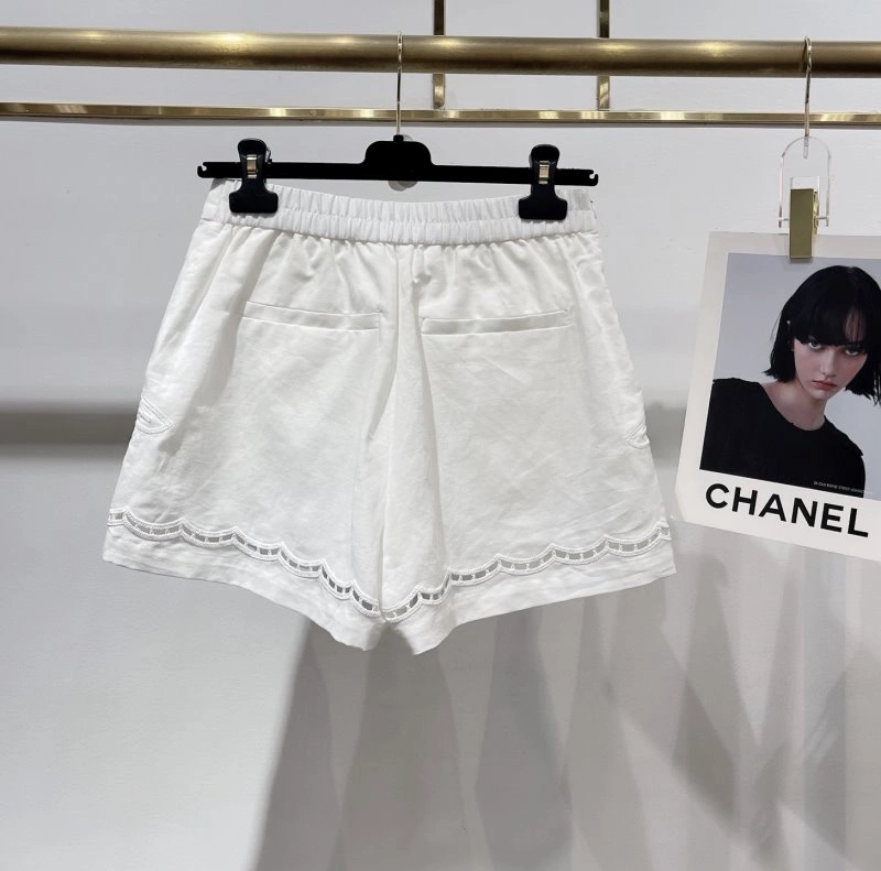 Chanel Short Pants Bright 110425