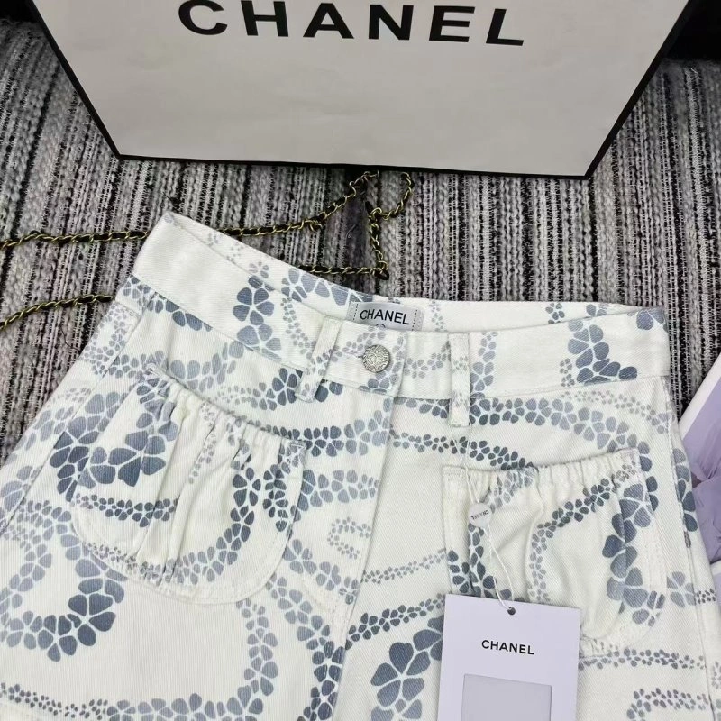 Chanel Short Pants Sporty 110416