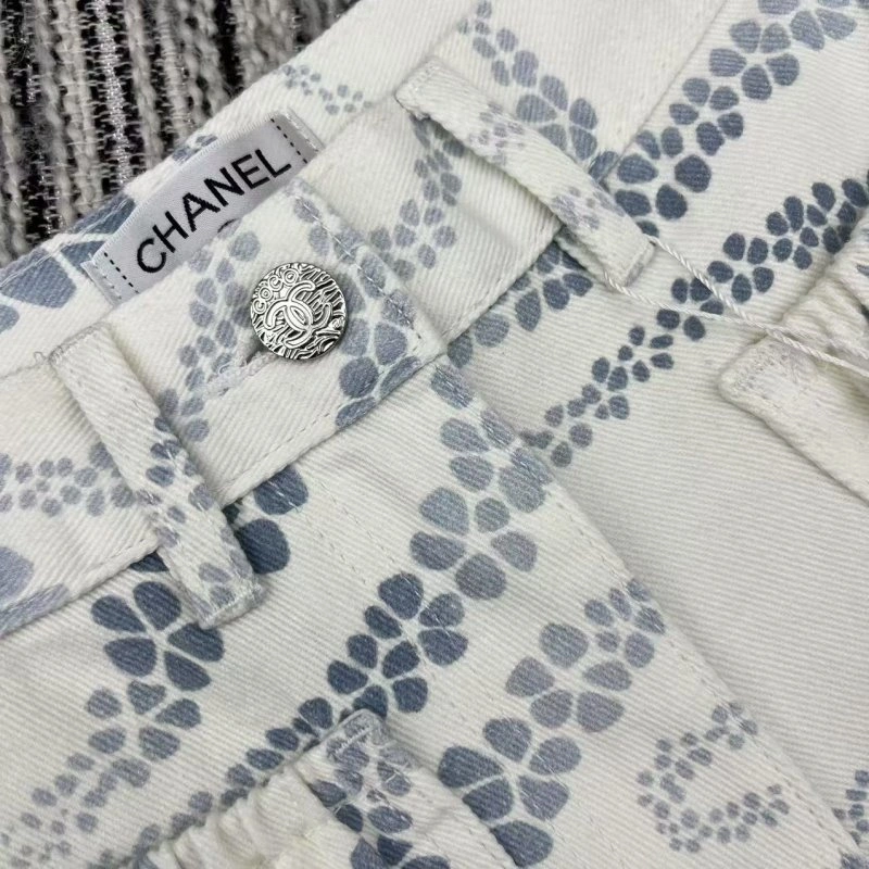 Chanel Short Pants Sporty 110416