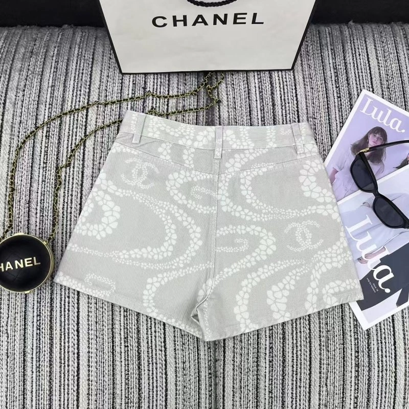 Chic Chanel Short Pants 110427