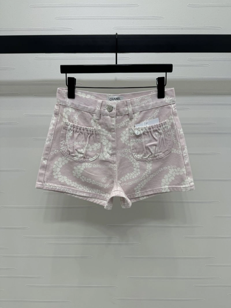GoAnywhere Chanel Short Pants 110415