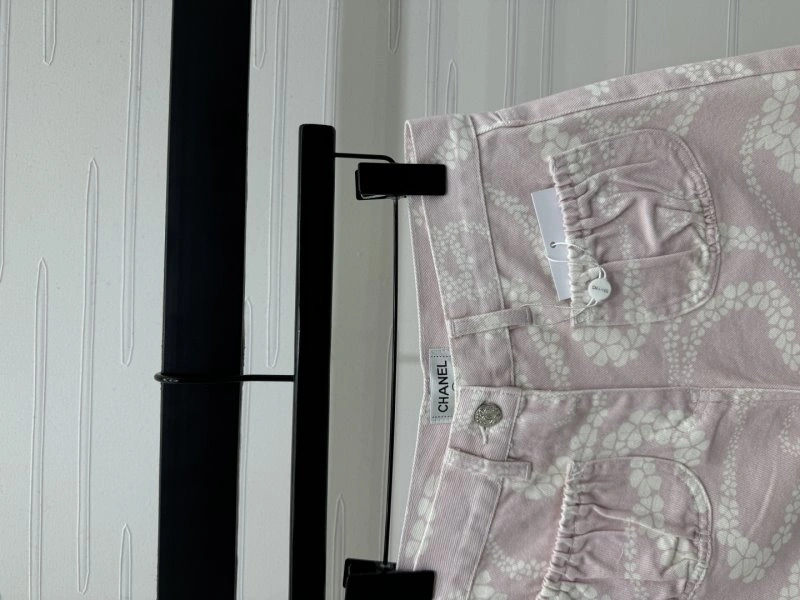 GoAnywhere Chanel Short Pants 110415