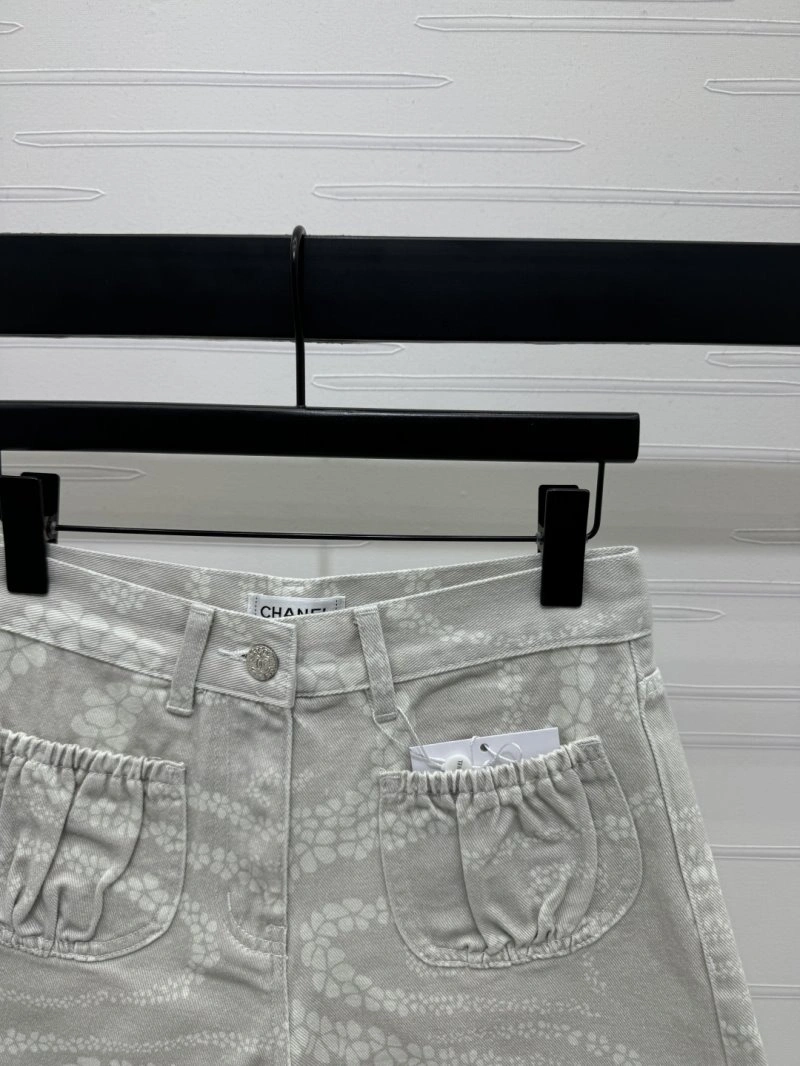 Chanel Short Pants Soft 110424