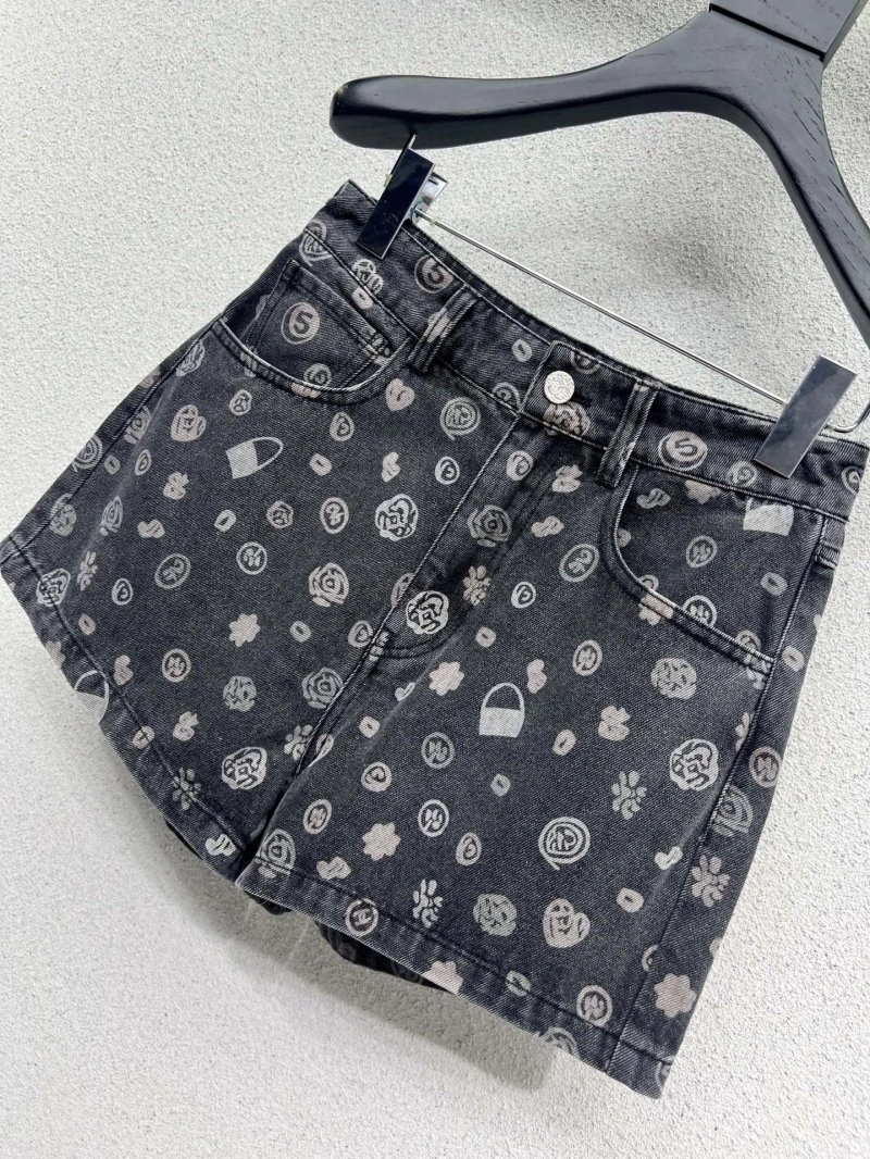 Chanel Short Pants QuickDry 110421