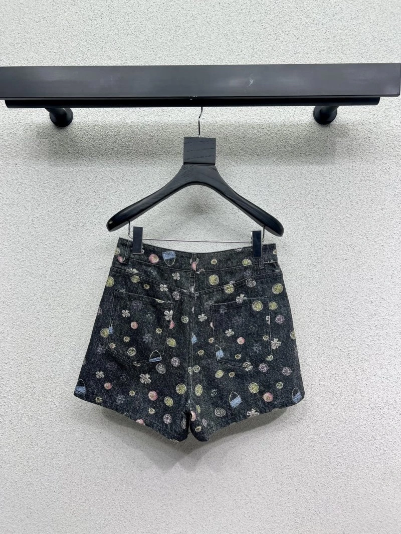 Chanel Short Pants SunProtective 110411