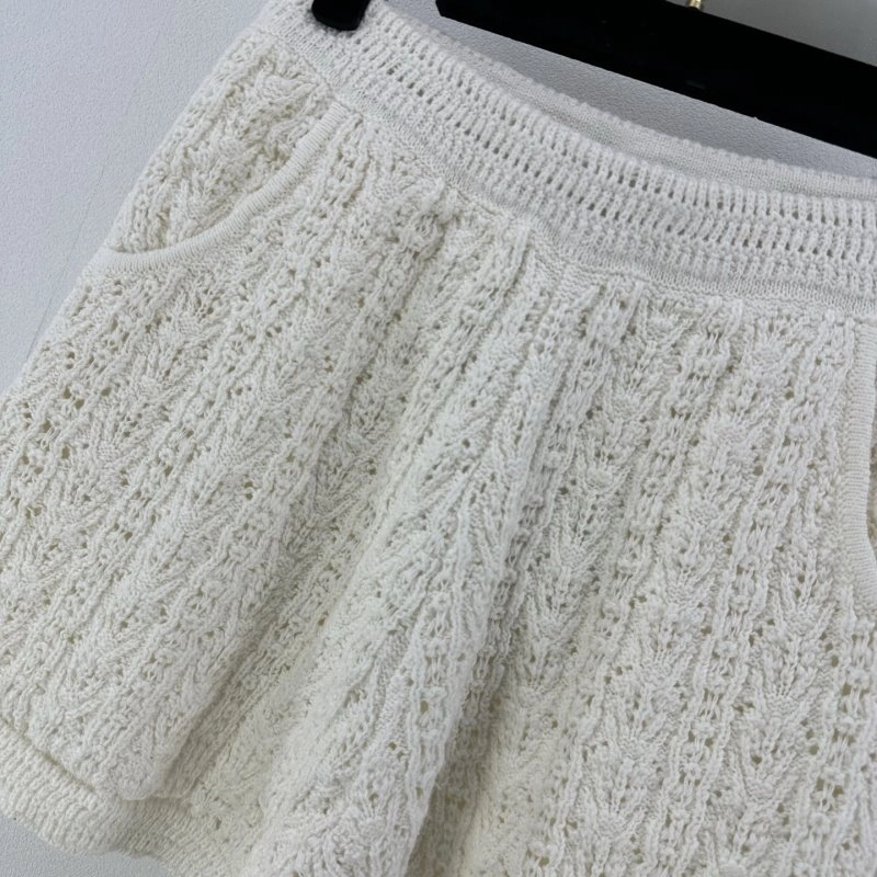 TechFriendly Chanel Short Pants 108096