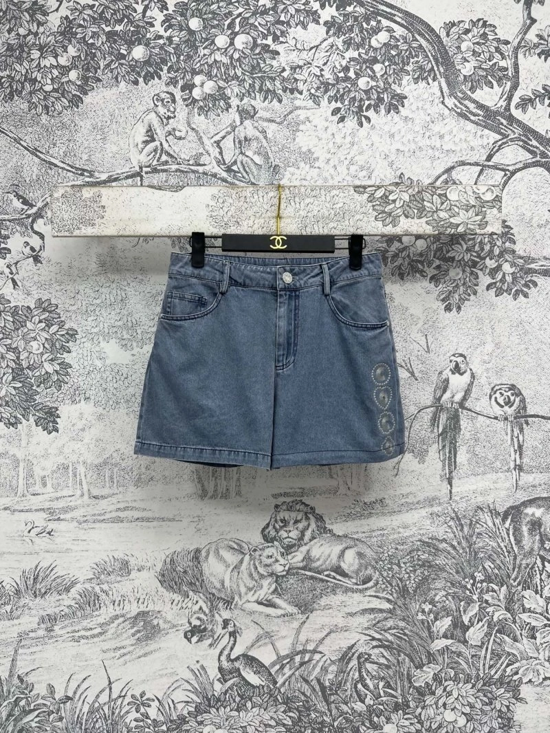 RelaxedFit Chanel Short Pants 108095