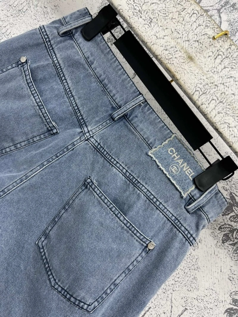 RelaxedFit Chanel Short Pants 108095
