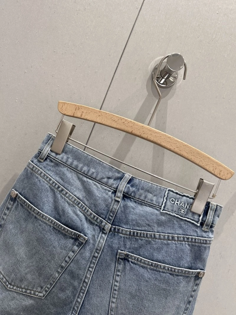 Chanel Short Pants Effortless 108093