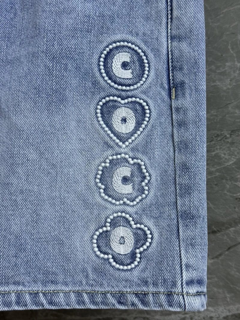 Chanel Short Pants AllSeason 108092