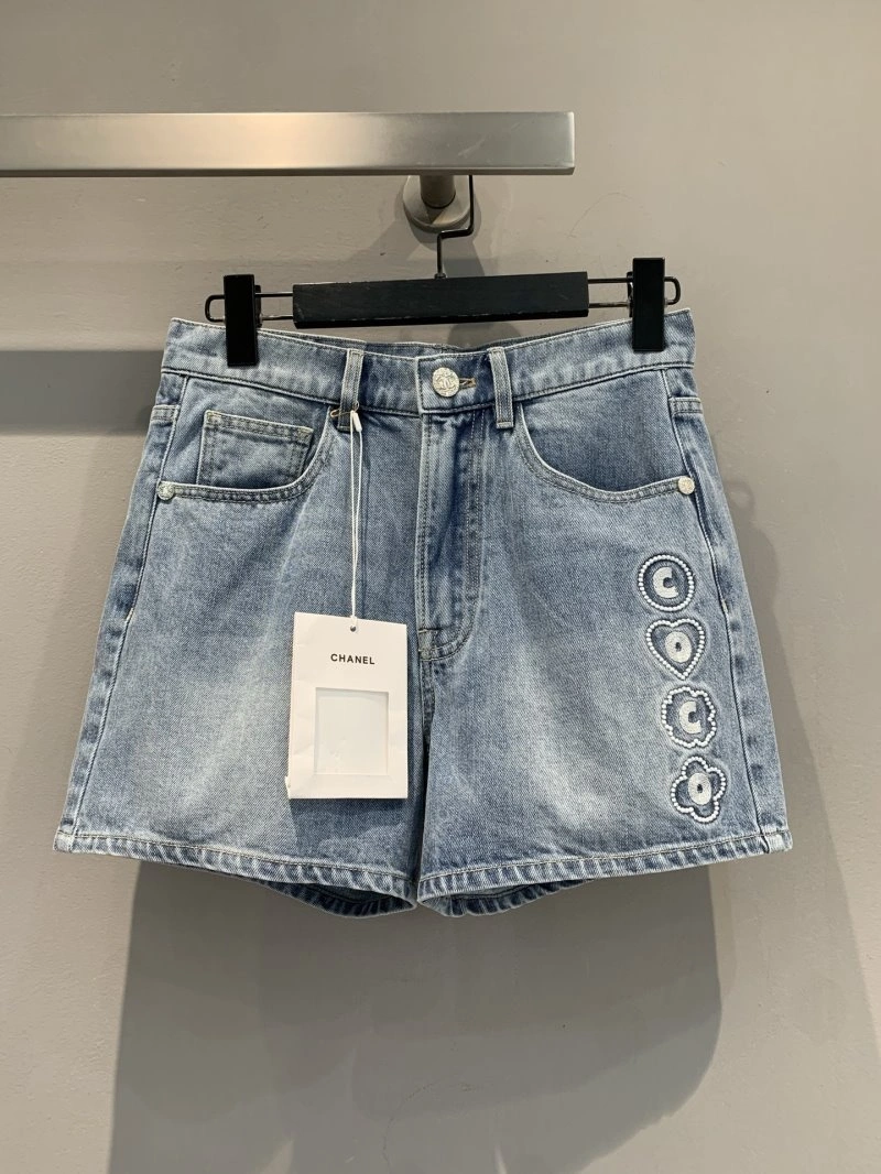 Chanel Short Pants Vibrant 108089