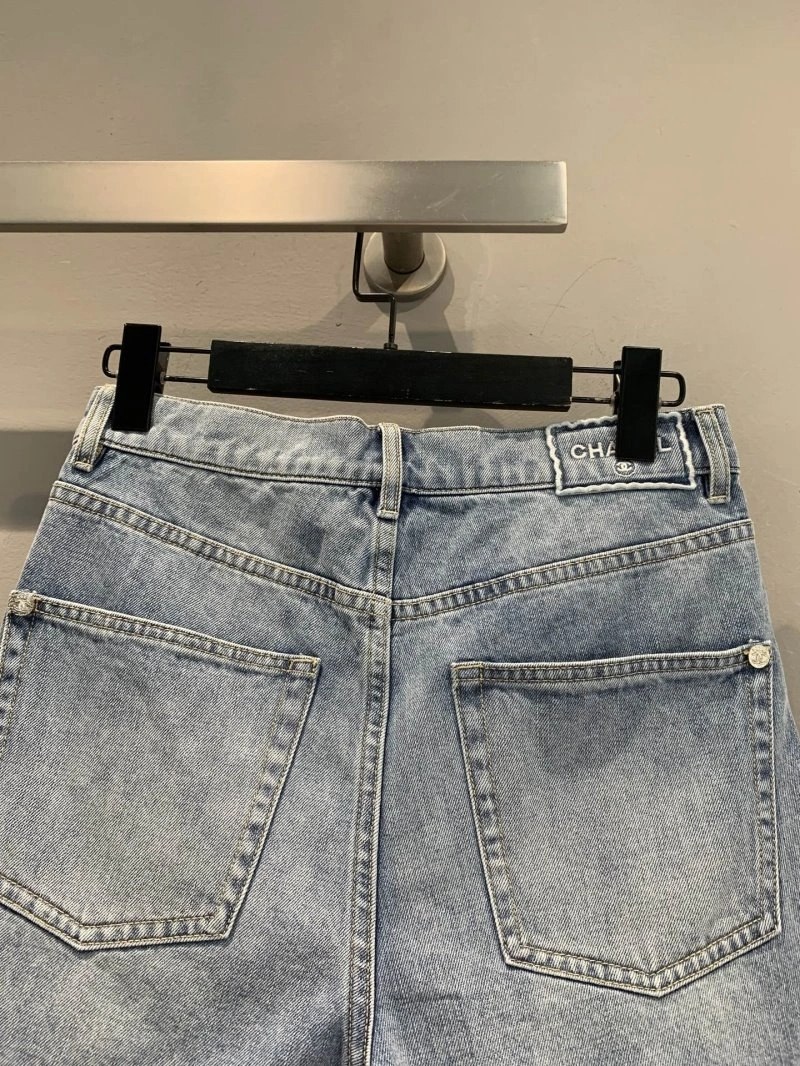 Chanel Short Pants Vibrant 108089