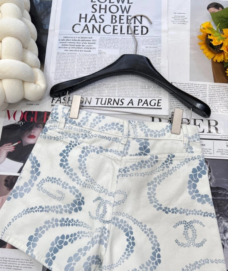Popular Chanel Short Pants 108077