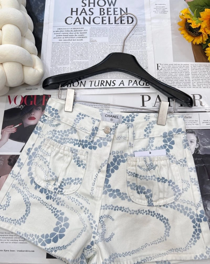 Popular Chanel Short Pants 108077