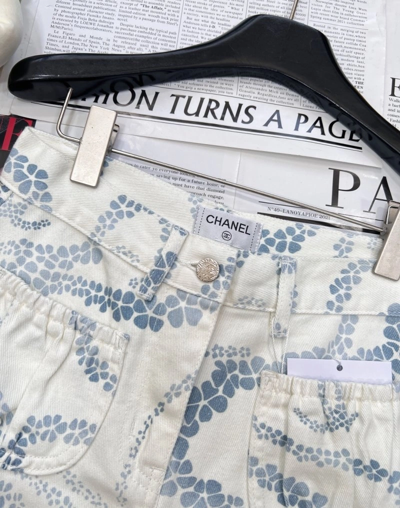 Popular Chanel Short Pants 108077