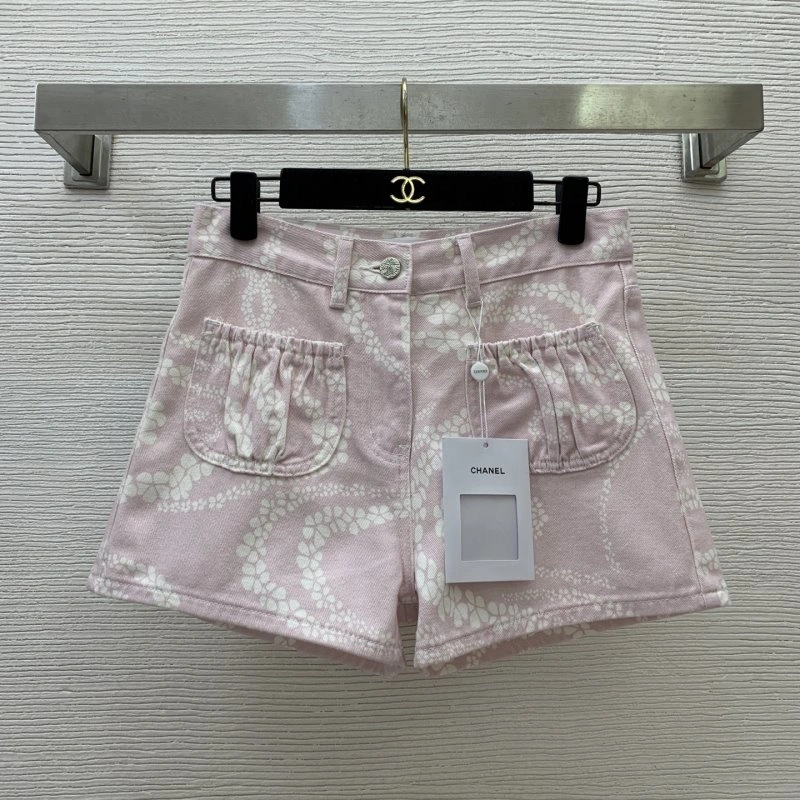 Sporty Chanel Short Pants 108065