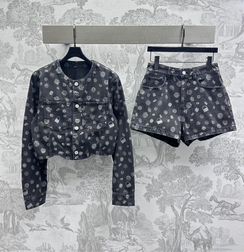 Chanel Short Pants Practical 108069