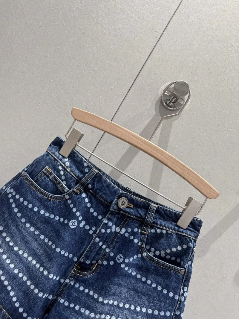 Tailored Chanel Short Pants 108082
