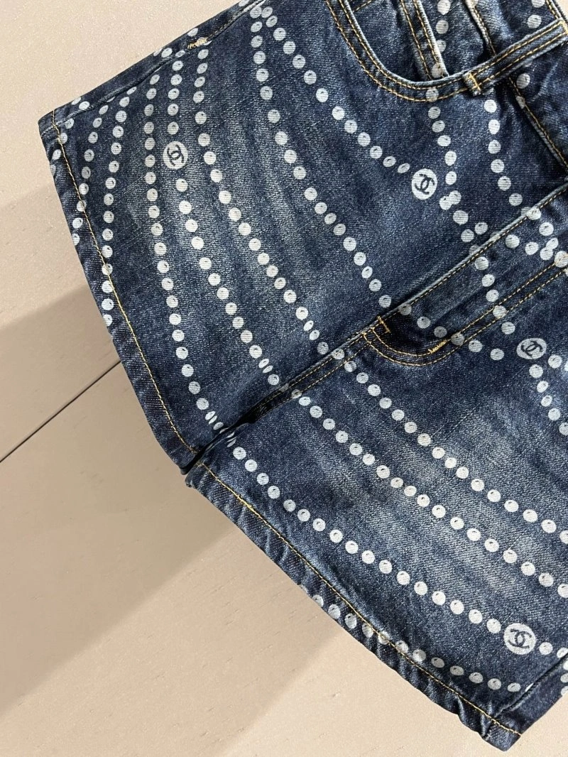 Tailored Chanel Short Pants 108082