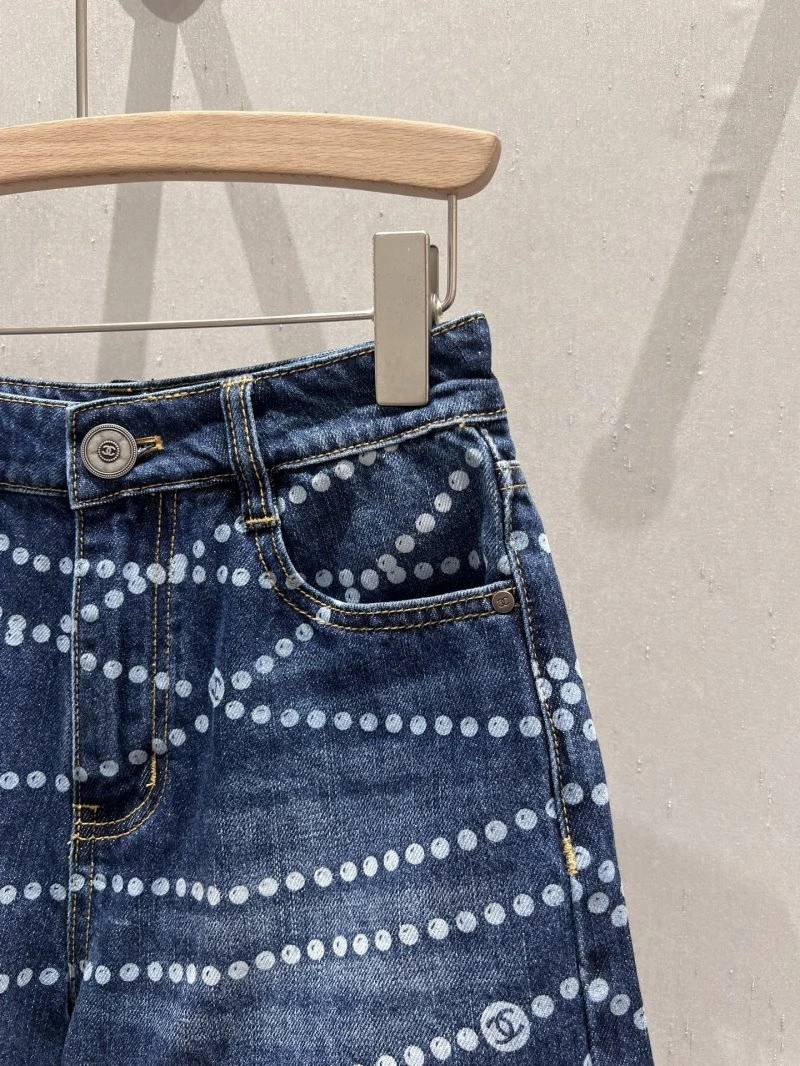 Tailored Chanel Short Pants 108082