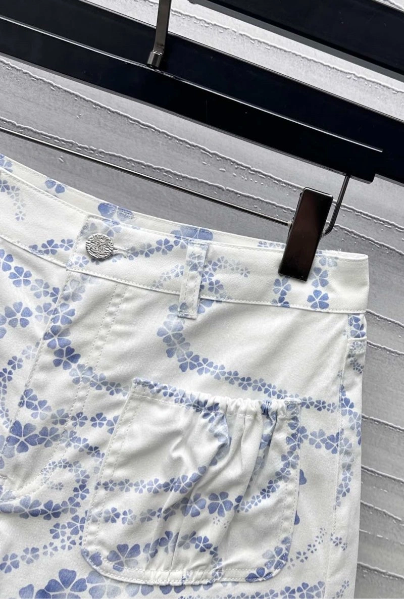 Chanel Short Pants Sleek 108066