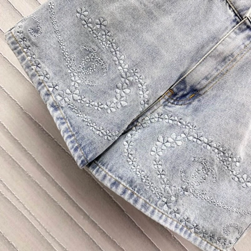 FashionForward Chanel Short Pants 108056